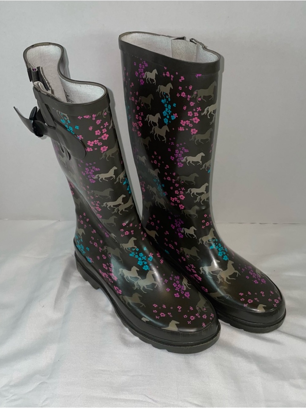 Western Chief Horse Prance Chestnut Women's Tall Rain Boots Size 6